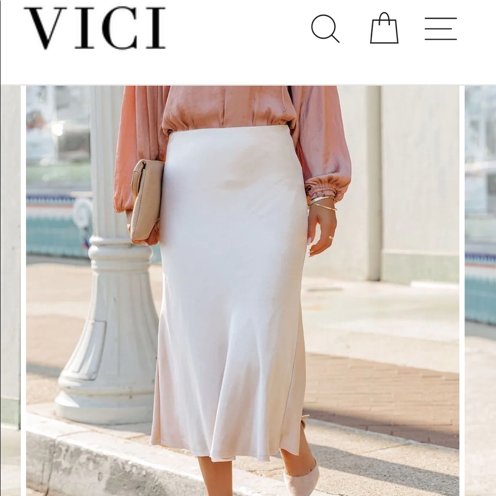 NWT Vici Champagne satin midi skirt